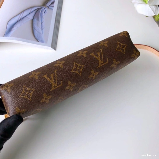 WIS CHANELUTCH Vuitton Louis PALLAS 0319